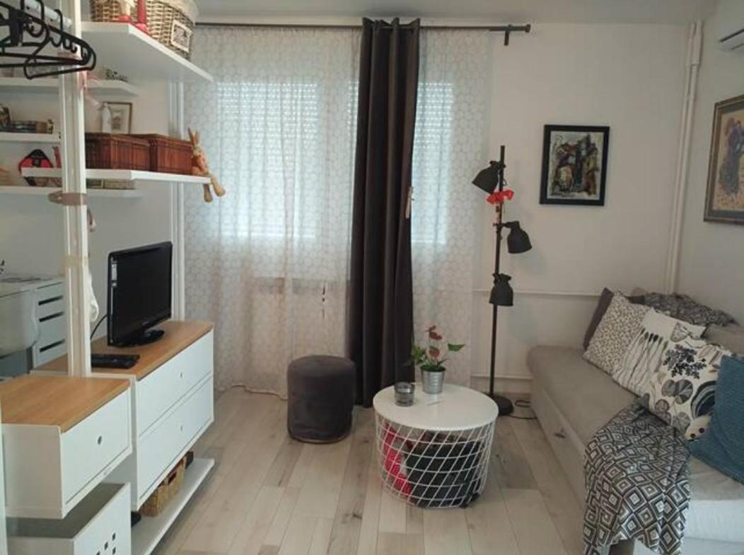 New Studio Apartment Sun With Free Parking Zagabria Esterno foto