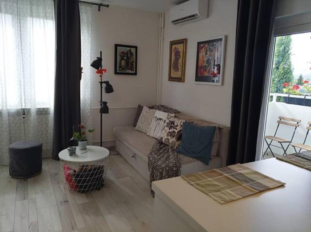 New Studio Apartment Sun With Free Parking Zagabria Esterno foto