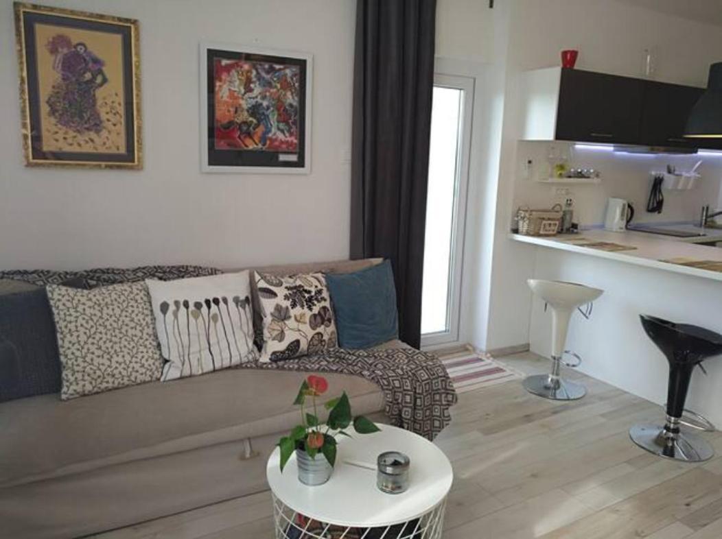 New Studio Apartment Sun With Free Parking Zagabria Esterno foto