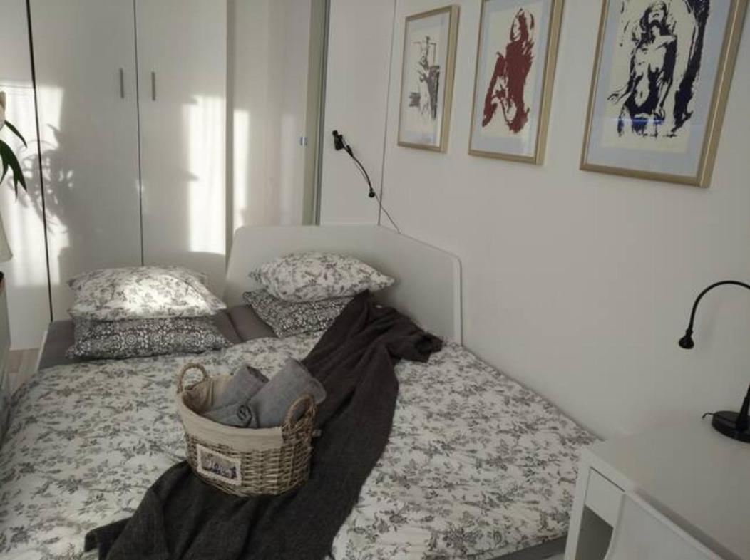 New Studio Apartment Sun With Free Parking Zagabria Esterno foto