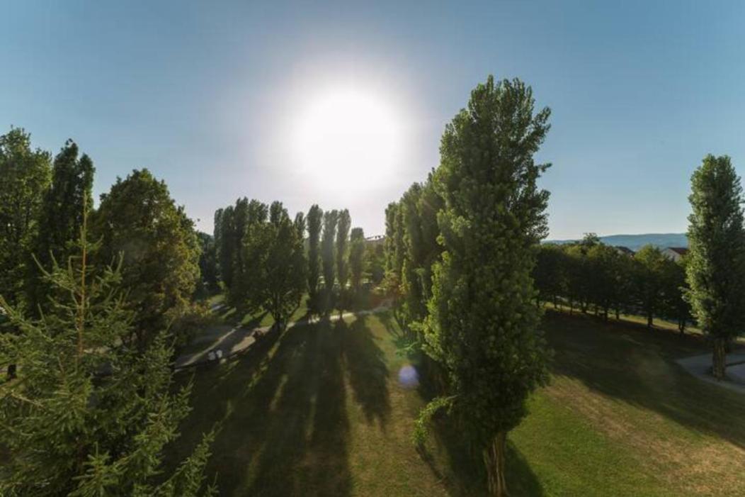 New Studio Apartment Sun With Free Parking Zagabria Esterno foto
