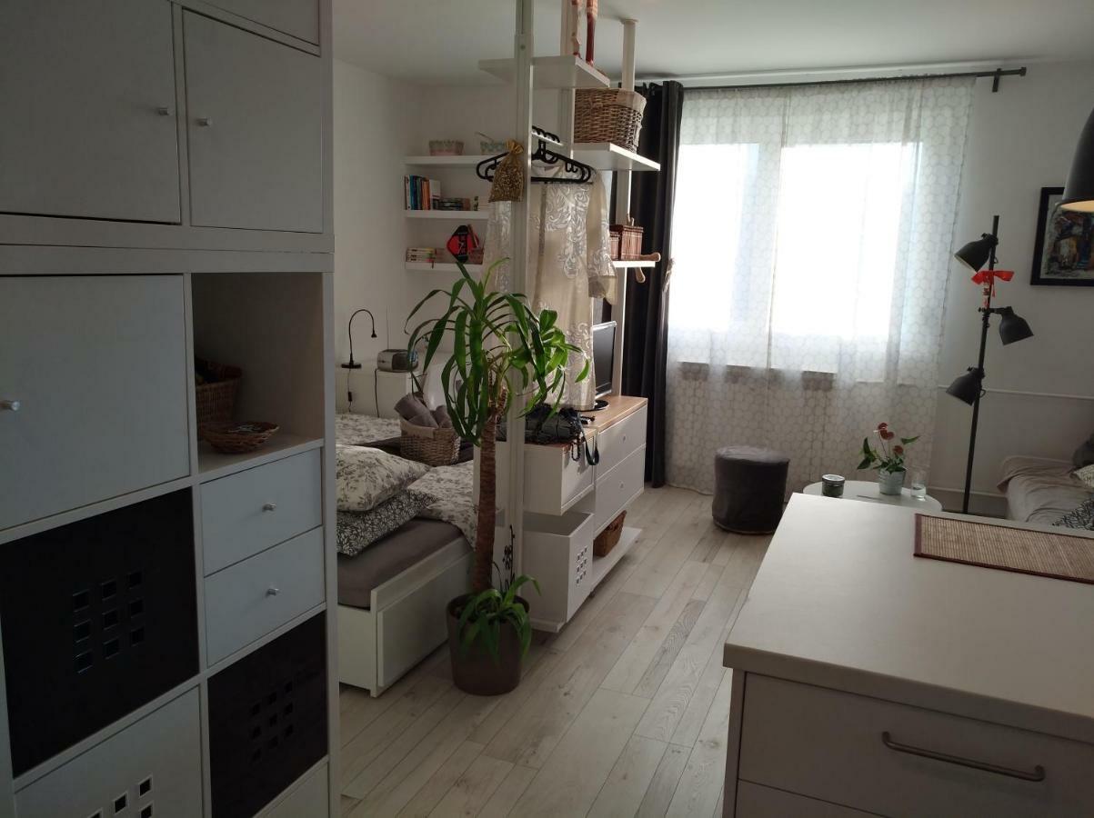 New Studio Apartment Sun With Free Parking Zagabria Esterno foto